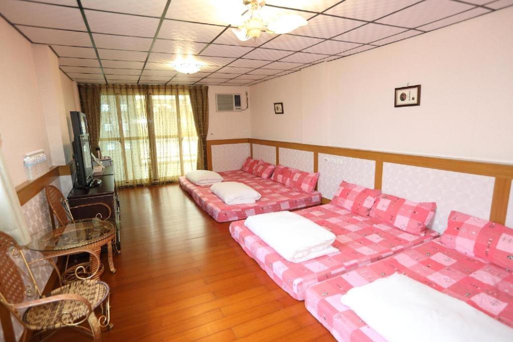 First Place B&B Хуалиен Сити Екстериор снимка
