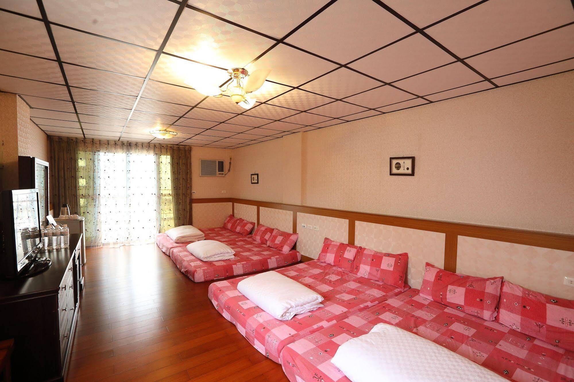 First Place B&B Хуалиен Сити Екстериор снимка